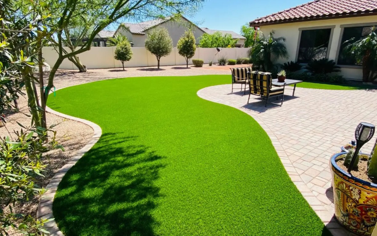 Beautiful artificial grass installation in Bridgeport backyard